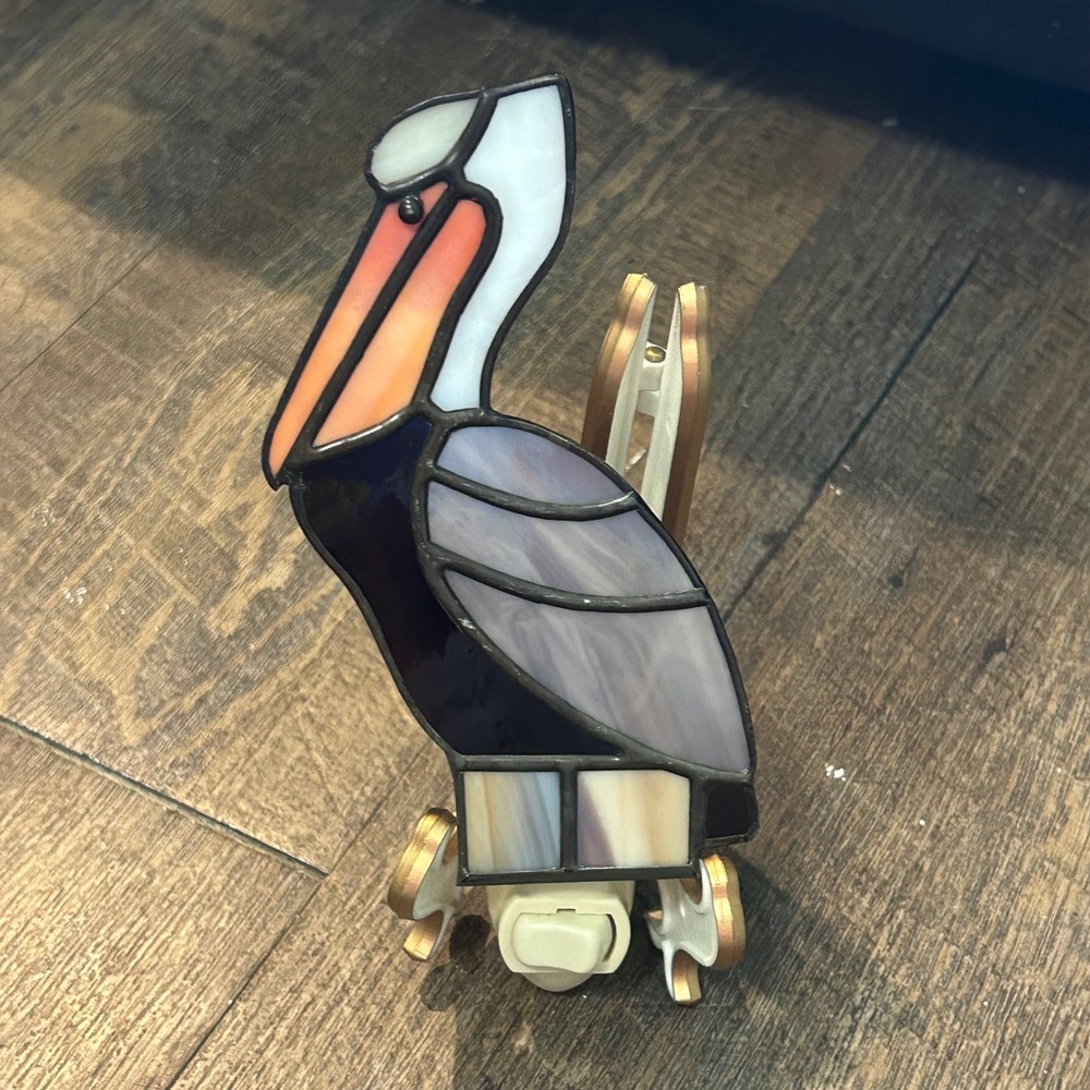 Stained Glass Pelican Night Light Coastal Nautical Bird  Glass Plug In 6.5in